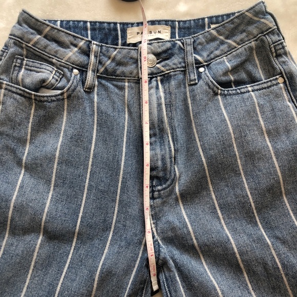 PacSun High-Rise White Striped Mom Jean Size 25 - Picture 11 of 12